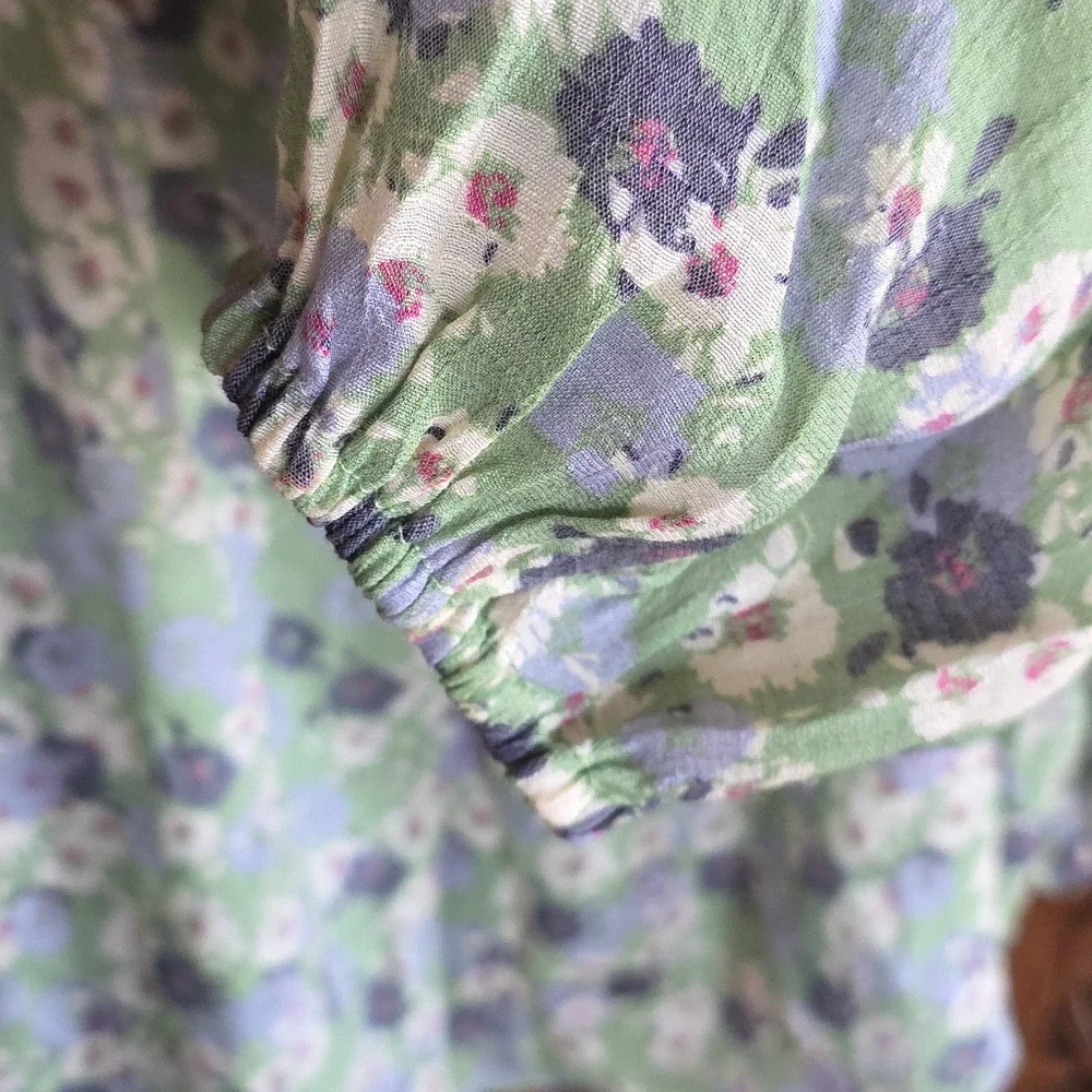 Zac & Rachel Floral Blouse in Green and Purple - Picture 4 of 5